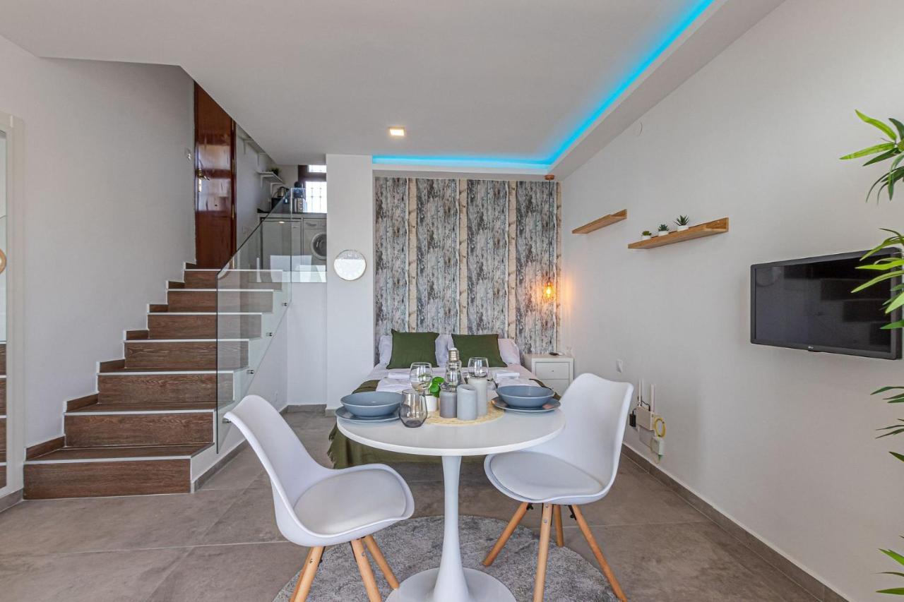 Beachfront With Spectacular Views And Swimming Pool 贝纳尔马德纳 外观 照片